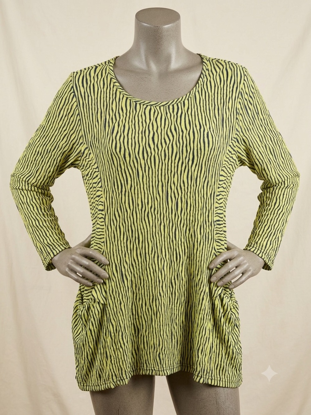 Yushi Neon Yellow and navy abstract-Stripe Tunic Top
